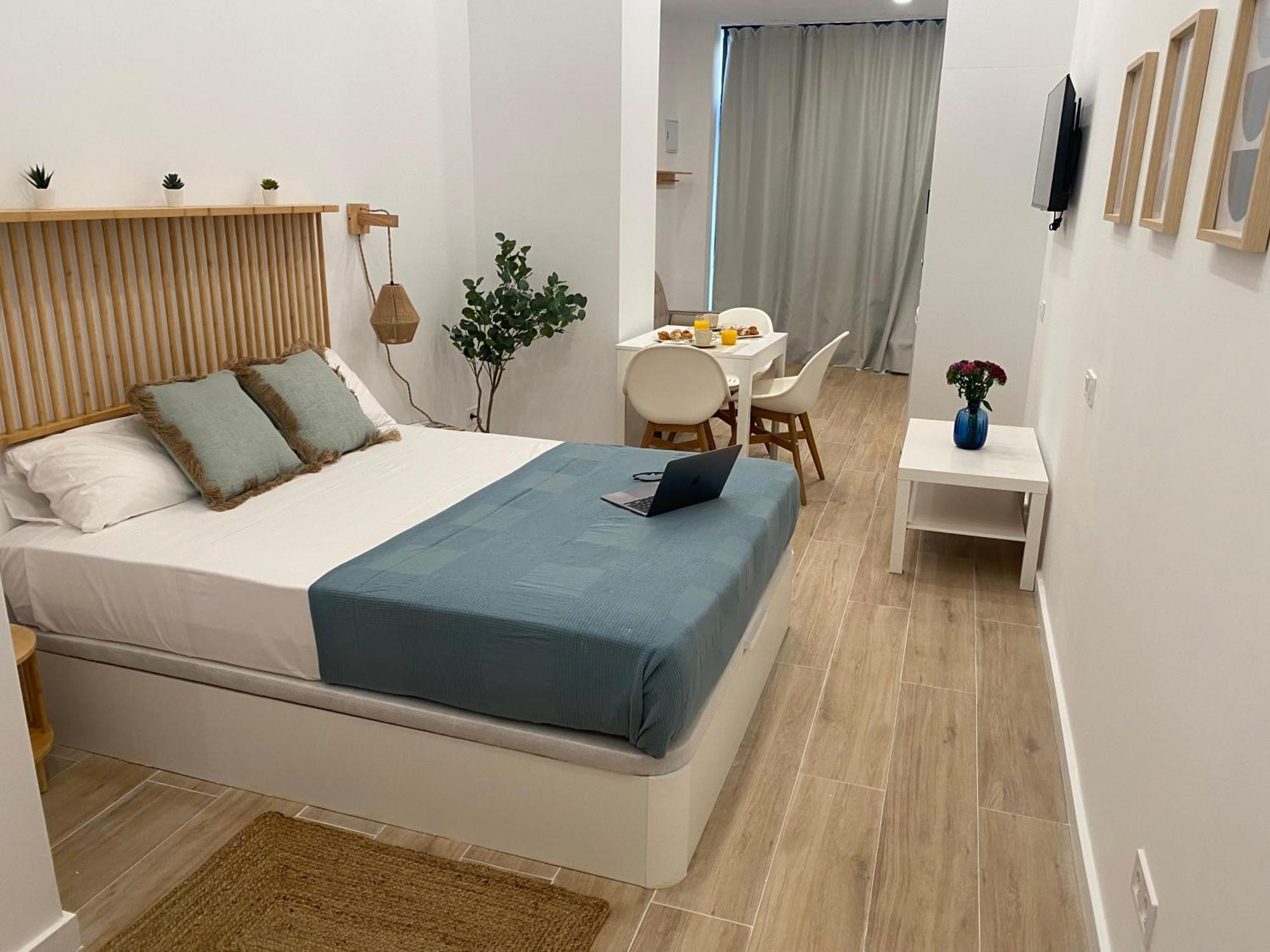 Travel Habitat Cabanyal Lofts Apartment Valencia Exterior photo